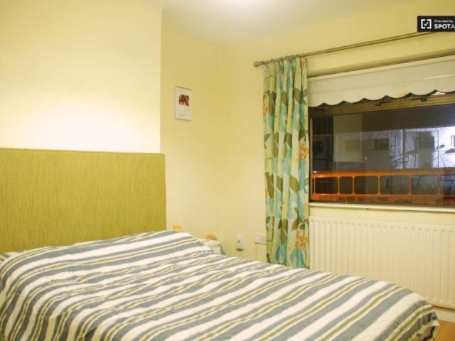 Property to rent in Bluebell, North Tipperary