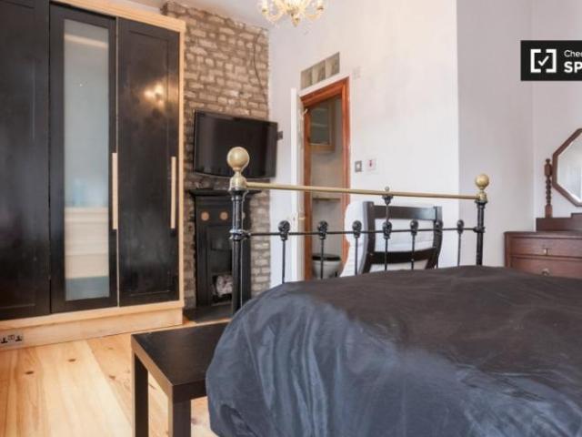 Property to rent in Dublin Docklands, Dublin