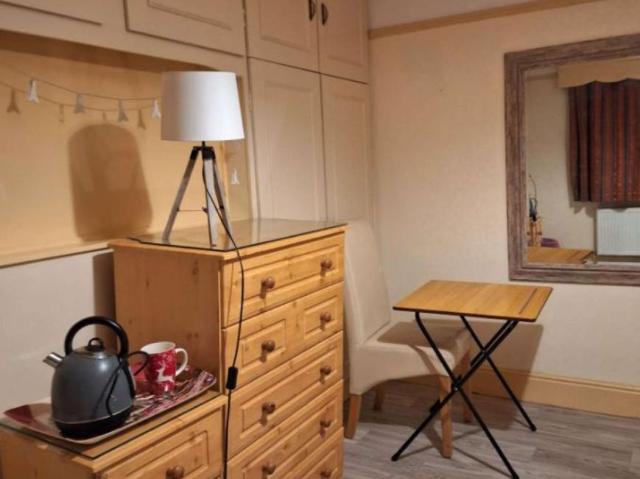 Property to rent in Bluebell, North Tipperary