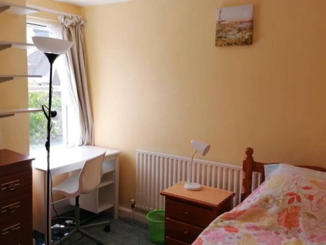 Property to rent in Bluebell, North Tipperary