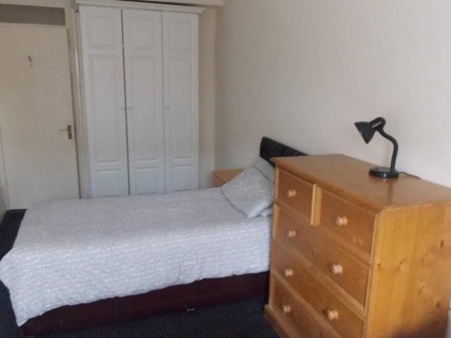 Property to rent in Bluebell, North Tipperary