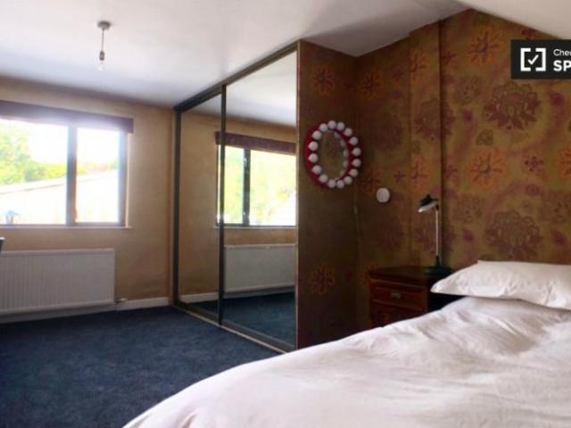 Property to rent in Bluebell, North Tipperary