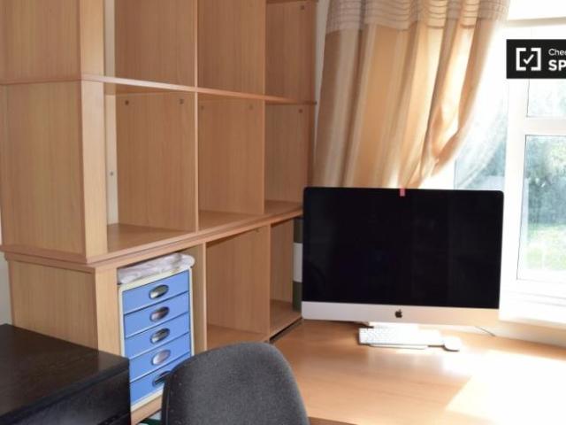 Property to rent in Dublin Docklands, Dublin