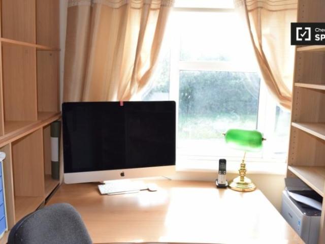 Property to rent in Dublin Docklands, Dublin