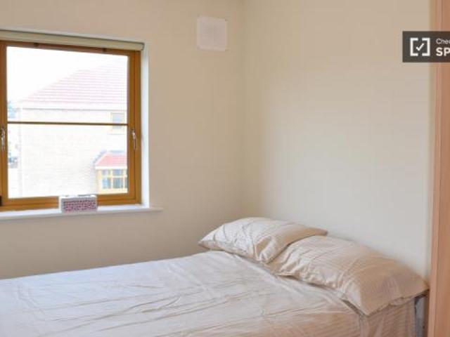 Property to rent in Bluebell, North Tipperary