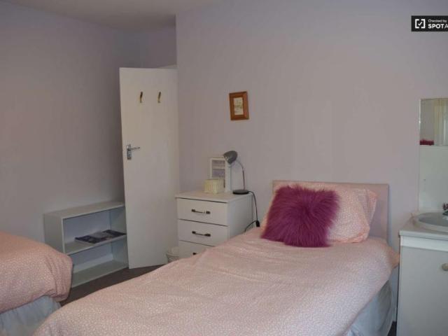 Property to rent in Bluebell, North Tipperary