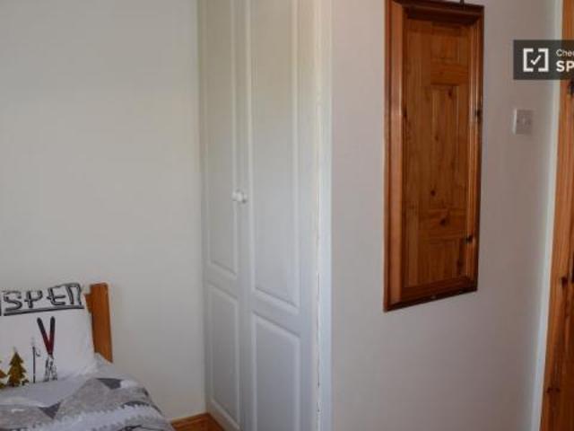 Property to rent in Bluebell, North Tipperary