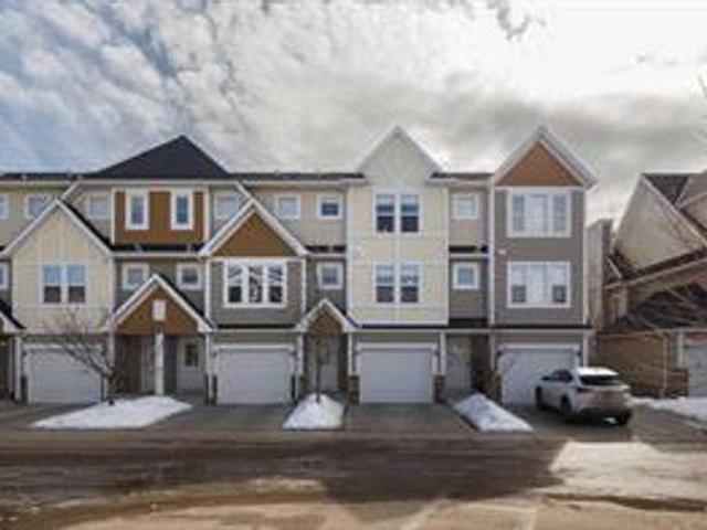 Room for rent in Northwest, Alberta