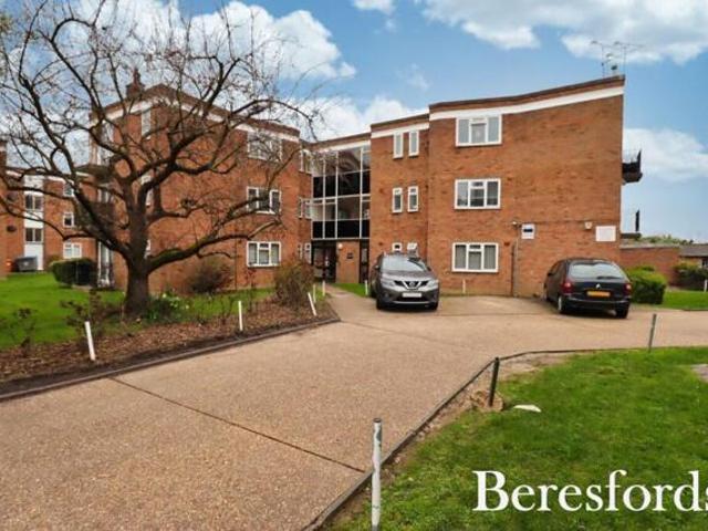 Room for sale in Pot Kilns, Greater London