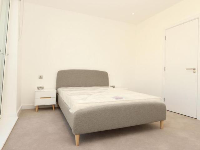 Room for rent in Rotherhithe, Greater London