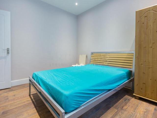 Room for rent in Kentish Town, Greater London