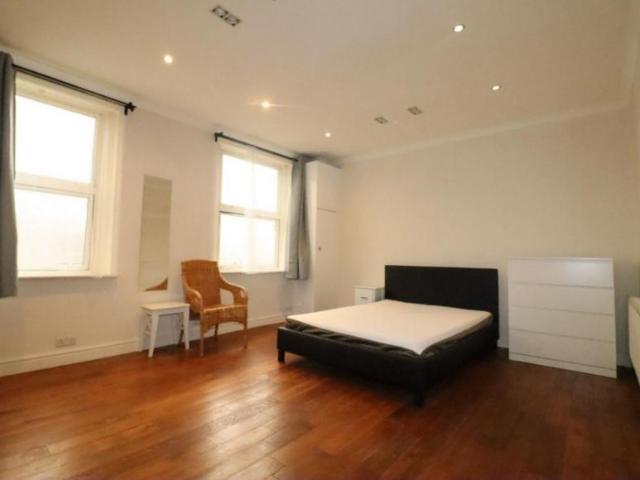 Room for rent in Kensal Town, Maida Vale