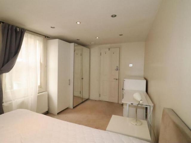 Room for rent in Kensal Town, Maida Vale