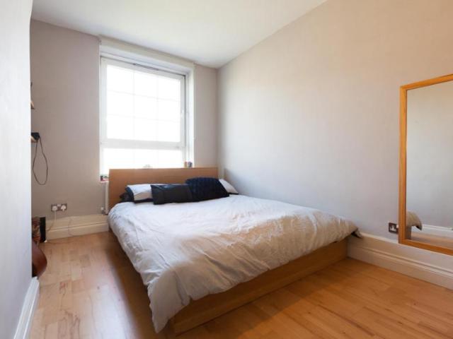 Room for rent in Barnsbury, Greater London