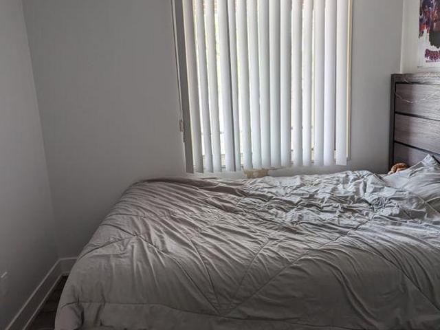 Room for rent in Mississauga, Ontario
