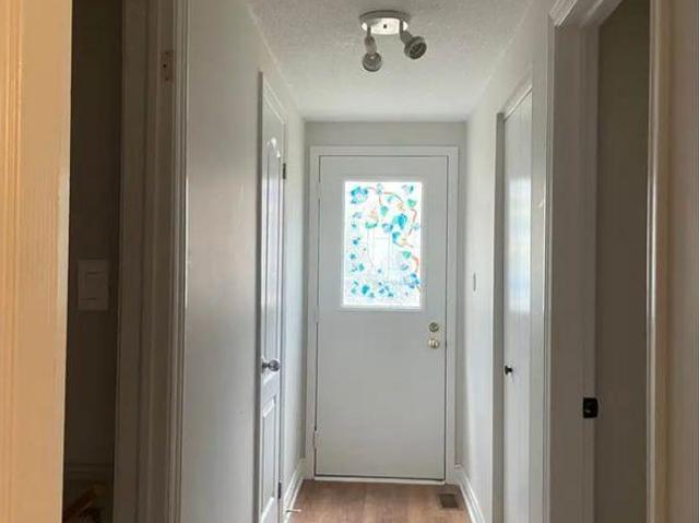 Room for rent in Pickering