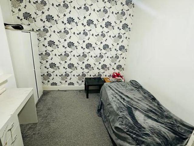 Room for rent in Old Trafford, Trafford Park