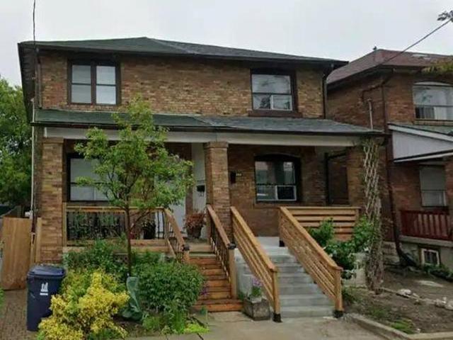 Room for rent in Toronto