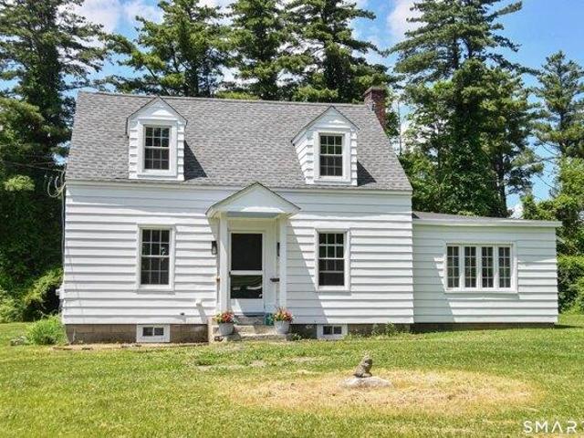 House for sale in Sharon, Connecticut