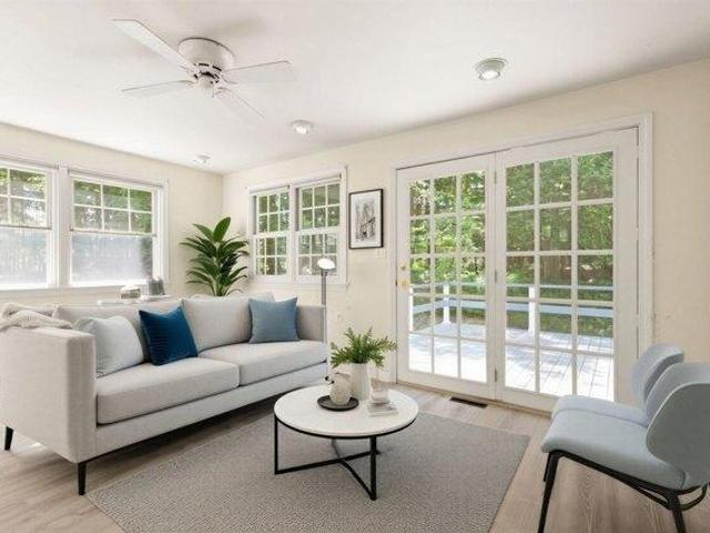House for sale in Sharon, Norfolk County