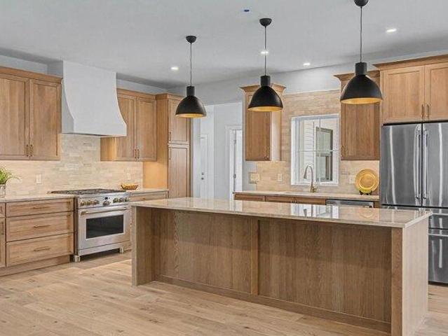 House for sale in Shelburne, Vermont