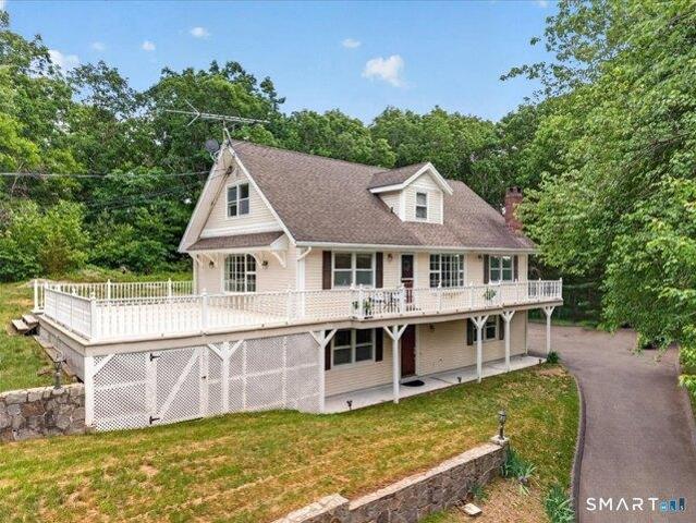 House for sale in Shelton, Connecticut