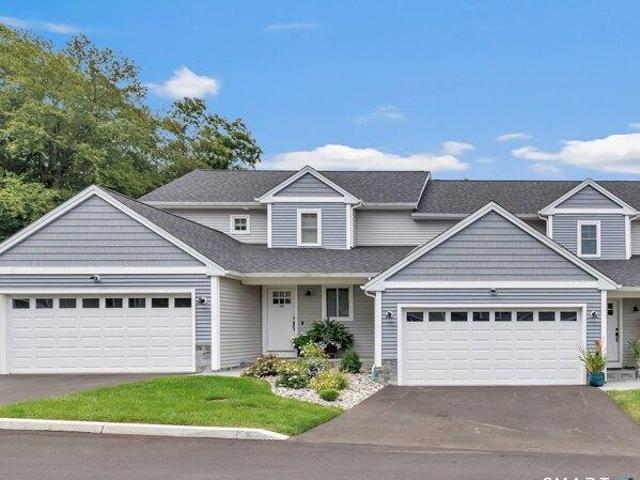 House for sale in Shelton, Connecticut