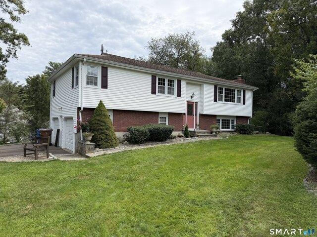 House for sale in Shelton, Connecticut