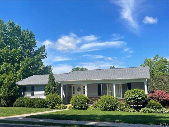 House for sale in Oneida, New York