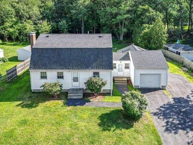 House for sale in Shrewsbury, Massachusetts