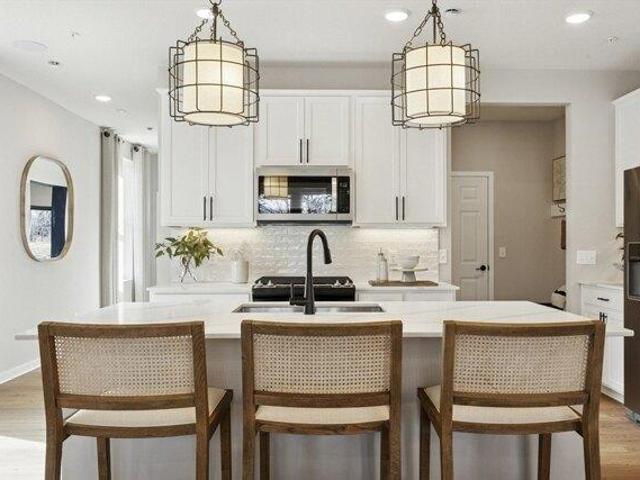 Condo for sale in Shrewsbury, Massachusetts