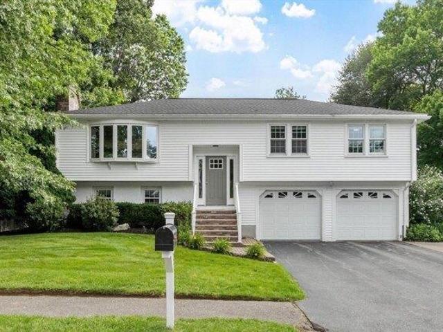 House for sale in Shrewsbury, Massachusetts