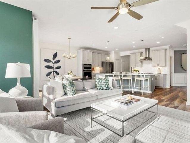 Condo for sale in Shrewsbury, Worcester County