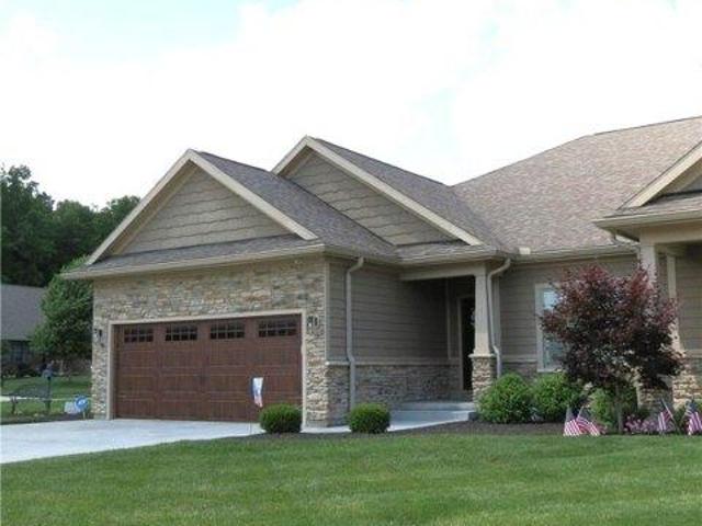 Condo for sale in Sidney