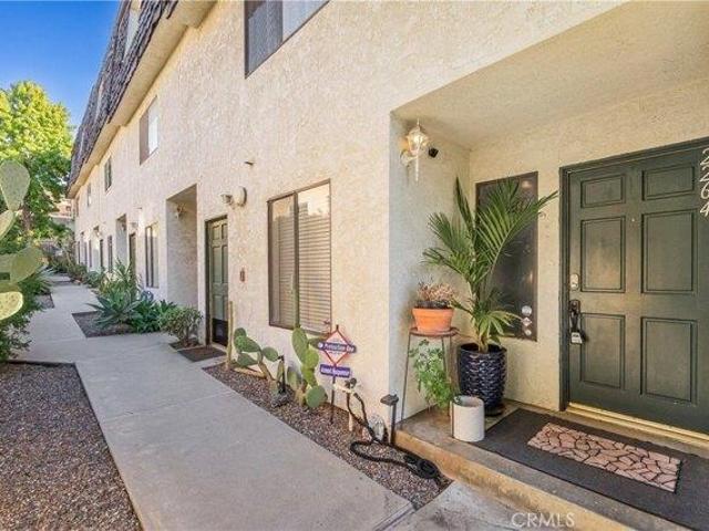 Condo for sale in Signal Hill, California