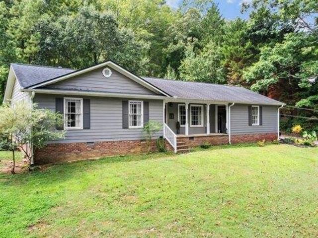 House for sale in Silver Creek, Georgia