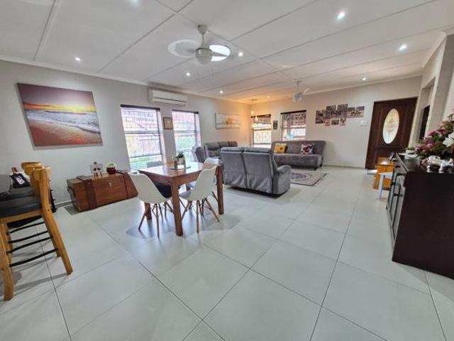 House for sale in UMhlathuze Municipality, Kwazulu-natal