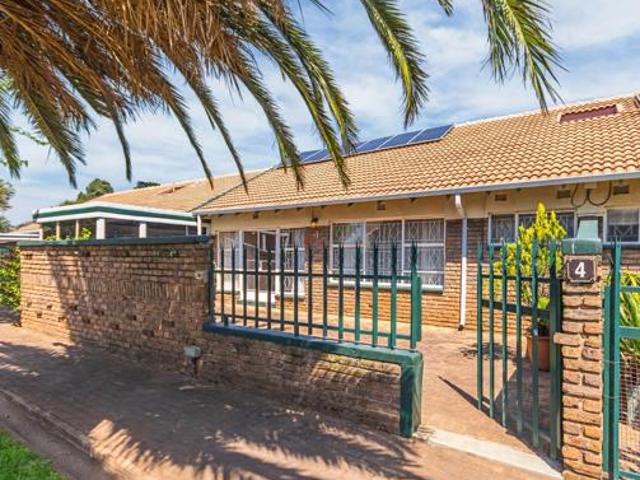 House for sale in West Rand Garden estates, Westonaria Local Municipality