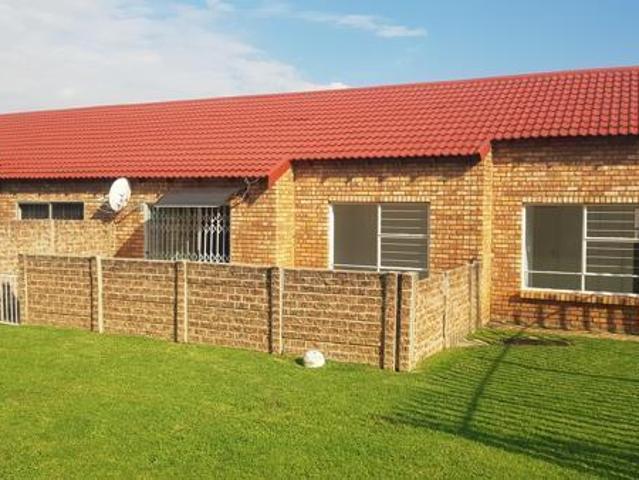 Apartment for rent in Newtown, Vosloorus