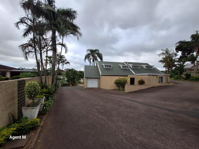 House for sale in Queensburgh, Kwazulu-natal