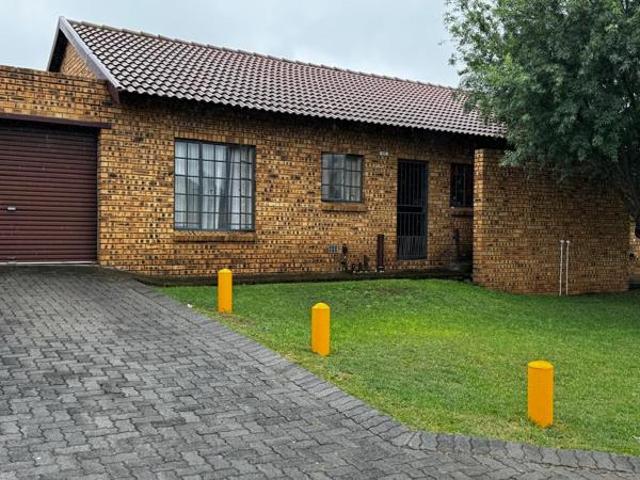 Townhouse for sale in Midvaal, Gauteng