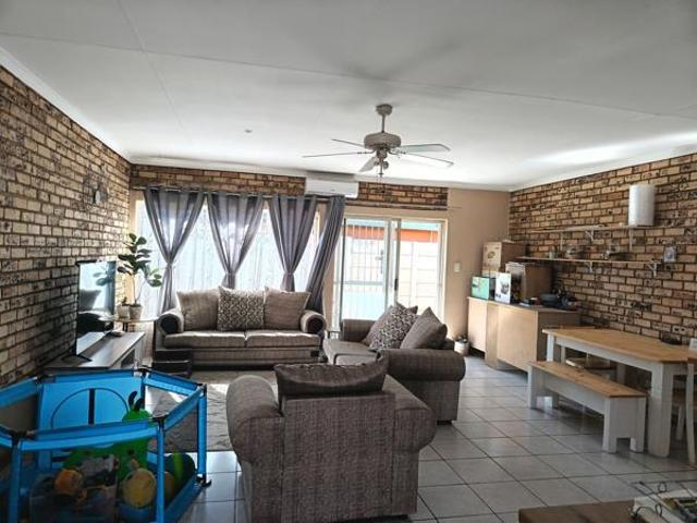 House for rent in Dr Kenneth Kaunda, North West