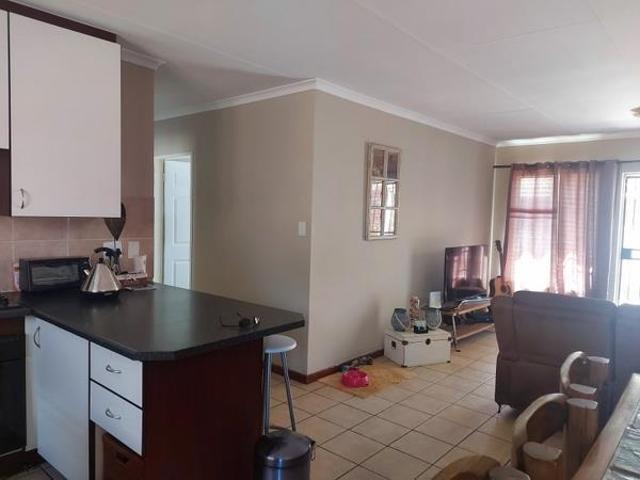 Apartment for rent in Waterkloof, Gauteng