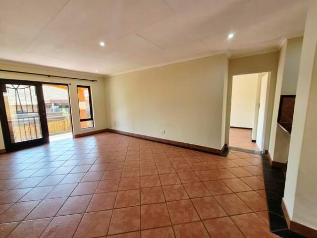 House for rent in Waterkloof, Gauteng