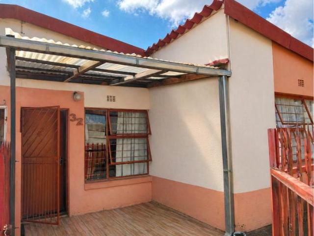House for sale in Vosloorus, Gauteng