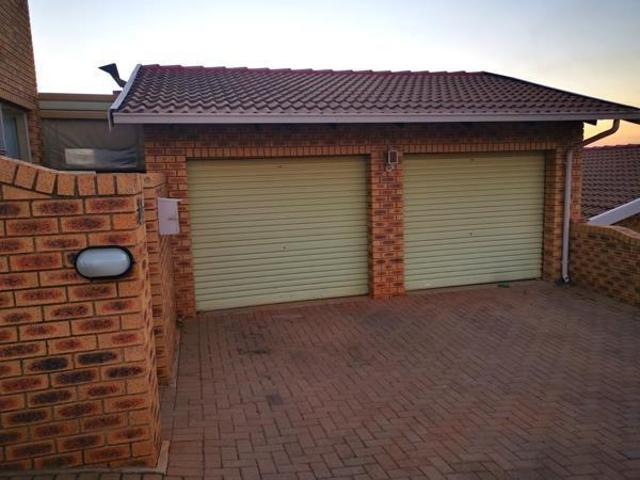 Apartment for rent in Nooitgedacht, Gauteng