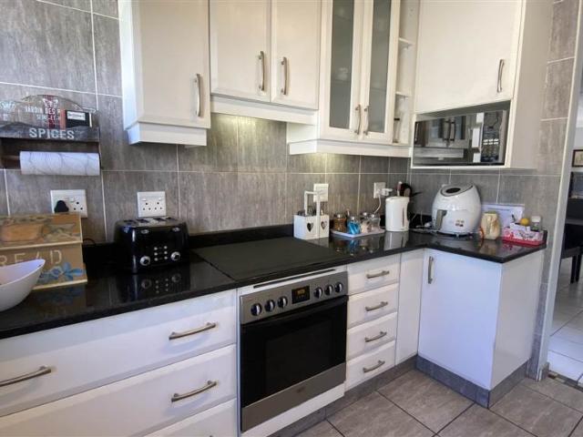 House for sale in Seaview, Kwazulu-natal