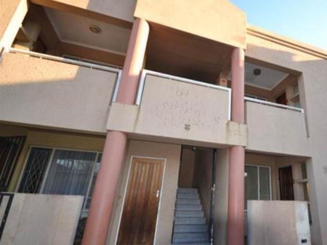 Apartment for rent in Vosloorus, Gauteng