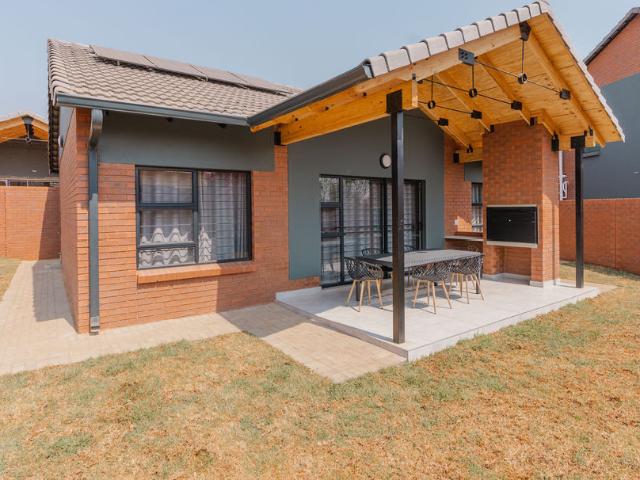 Apartment for rent in Waterkloof, Gauteng