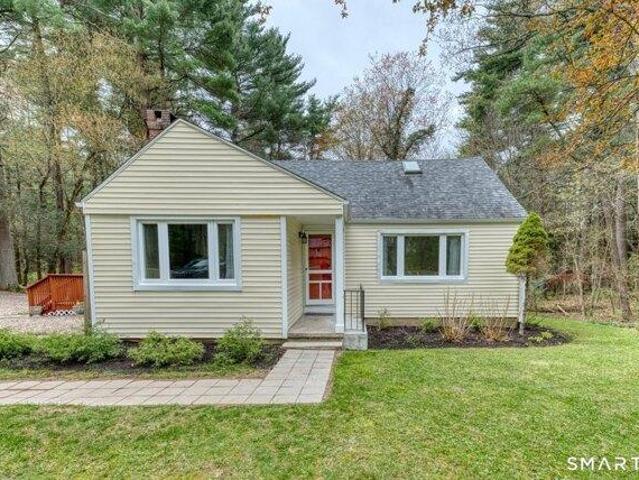 House for sale in Simsbury, Connecticut
